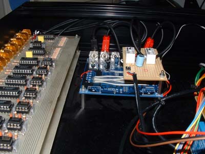 Control amplifier and switching noises suppressor